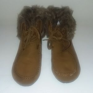 Fur ankle brown boots